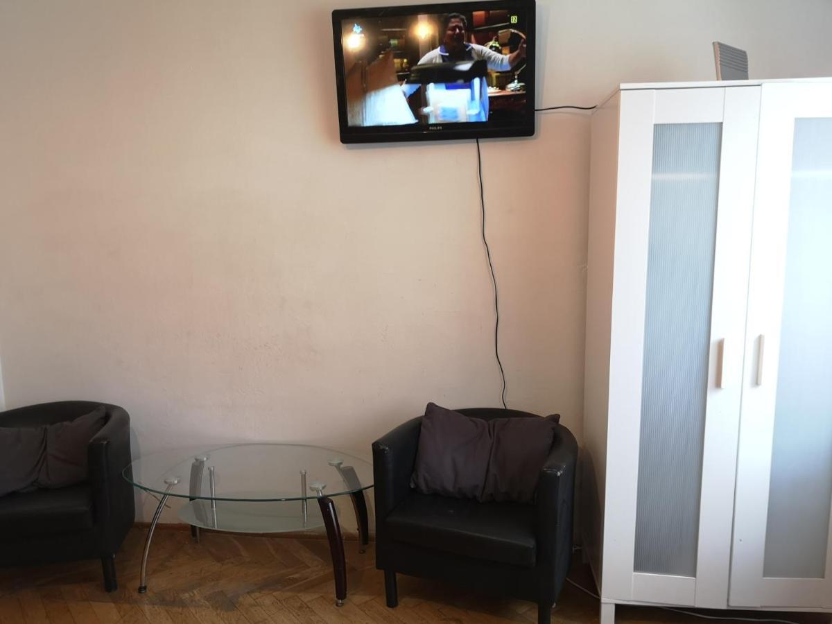 Hard Center Apartment Варшава Екстериор снимка